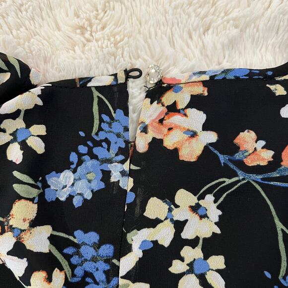 NWT Tommy Hilfiger Black Allover Floral Sleeveless Shift Dress - SIZE 10 - Picture 4 of 9